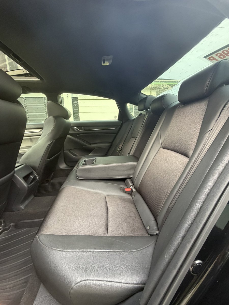 stefanBADDEST's tweet photo. 2019 Honda Accord Sport 1.5L ¢248,000
Keyless Entry/Start
Sunroof
Partial leather seats
Touch infotainment system
Rear view camera
Honda sensing technology
Accident free! https://t.co/1ttXfqZcN4
