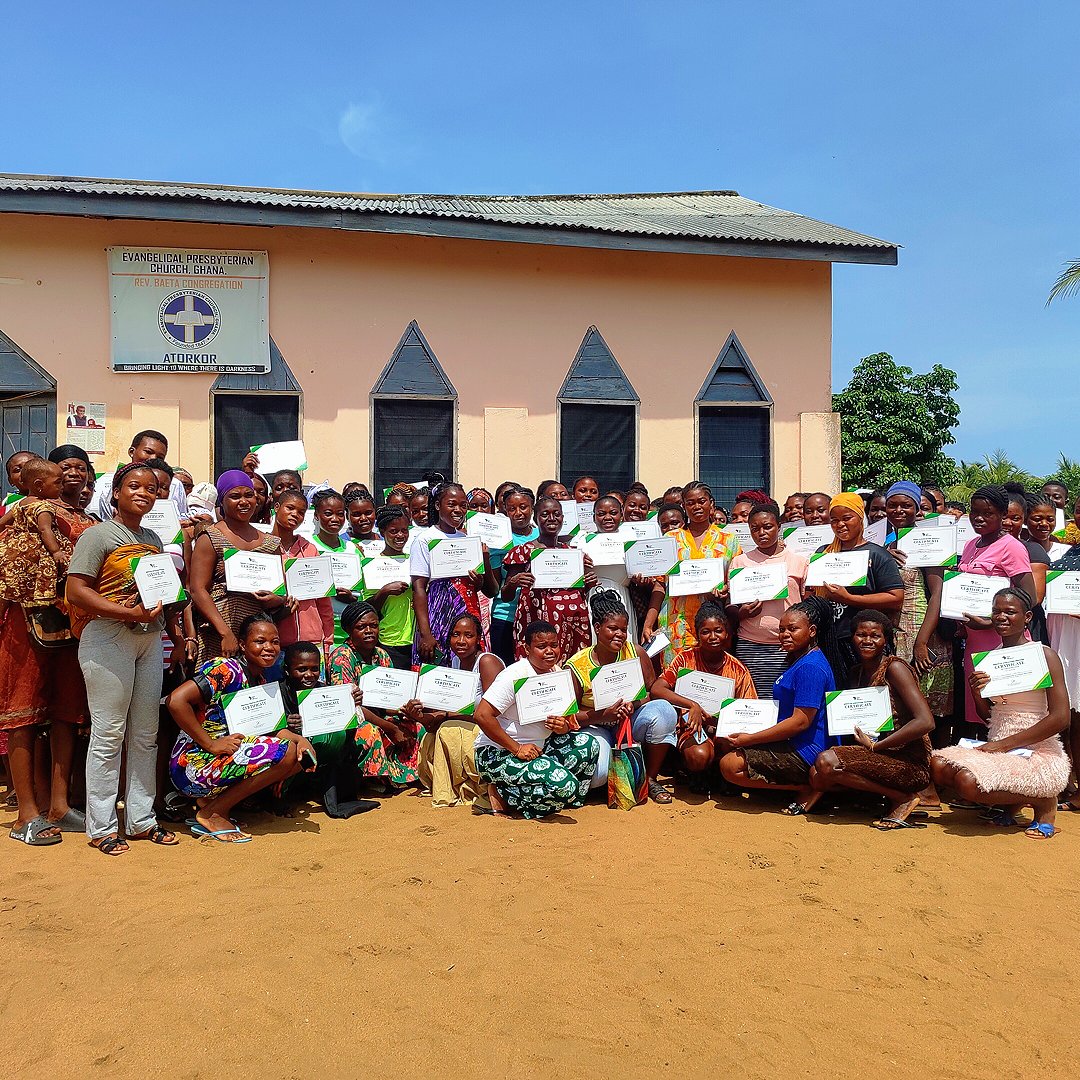 ASHAfrica_'s tweet photo. In Atorkor, in the Volta Region, three days felt different for women entrepreneurs.

It started with financial literacy and entrepreneurship management, but quickly turned into real conversations about everyday business life. Money coming in. Money going out. How earnings are taken without breaking the business. How small changes slowly shift how work gets done.

Between sessions, facilitators sat with participants one-on-one, talking through real business challenges as they came up.

By the final day, it showed. In the way they spoke about their businesses. Less uncertainty. Clearer decisions. A quiet confidence about what comes next.

#BRIDGEInAgriculture #ASHTrainings #ASH #FinancialLiteracy #EntrepreneurshipManagement #Women #Ghana
