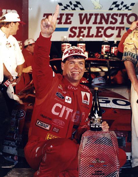 row_racing's tweet photo. Michael Waltrip - (5/18/1996)
#TheWinstonSelectAllStarRace
#CharlotteMotorSpeedway 
#FirstTimeWinner https://t.co/MzrQLy82s5