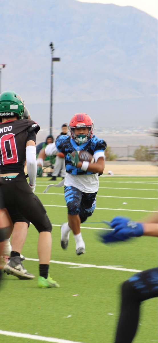 AidenMalan0's tweet photo. Sophomore szn loading in 801‼️
#Sophomoresznloading #Chemisty🧪#Labwork #UTAH https://t.co/6LxRwlDTC3