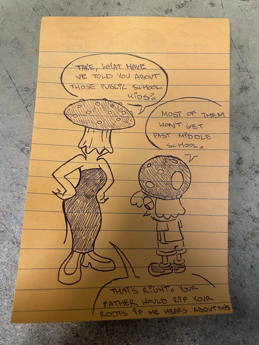 boxface_kid's tweet photo. Originally this was how Boxhead issue 4 was supposed to end but since I’m locked in on animating I’ll prob never complete it

So here’s more doodles of Shiitake and her Amanita mother
#boxhead https://t.co/Ss3ql2K3cX