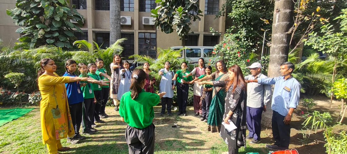 DavpeSchool's tweet photo. Under guidance ofprincipal Ms Sonia Malik, Interact Club Ray Of Hope along with Eco club of the school celebrated Earth Day on 22 April,2026 with great zeal and enthusiasm @Rotary3011 @RIDistrict3011 @3011interact @NEP2020 @SDG2030 @peopleofaction https://t.co/AFRKBCUJjy