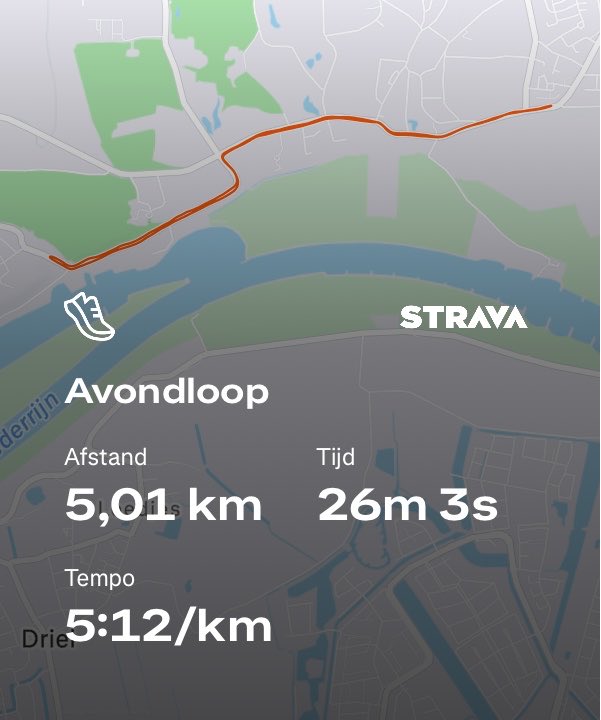 HarmWevers's tweet photo. Na drukke werkdag toch kort rondje op de @loopmaatjes gemaakt. Heerlijk! #iloverunning https://t.co/KhDhgWUlh1