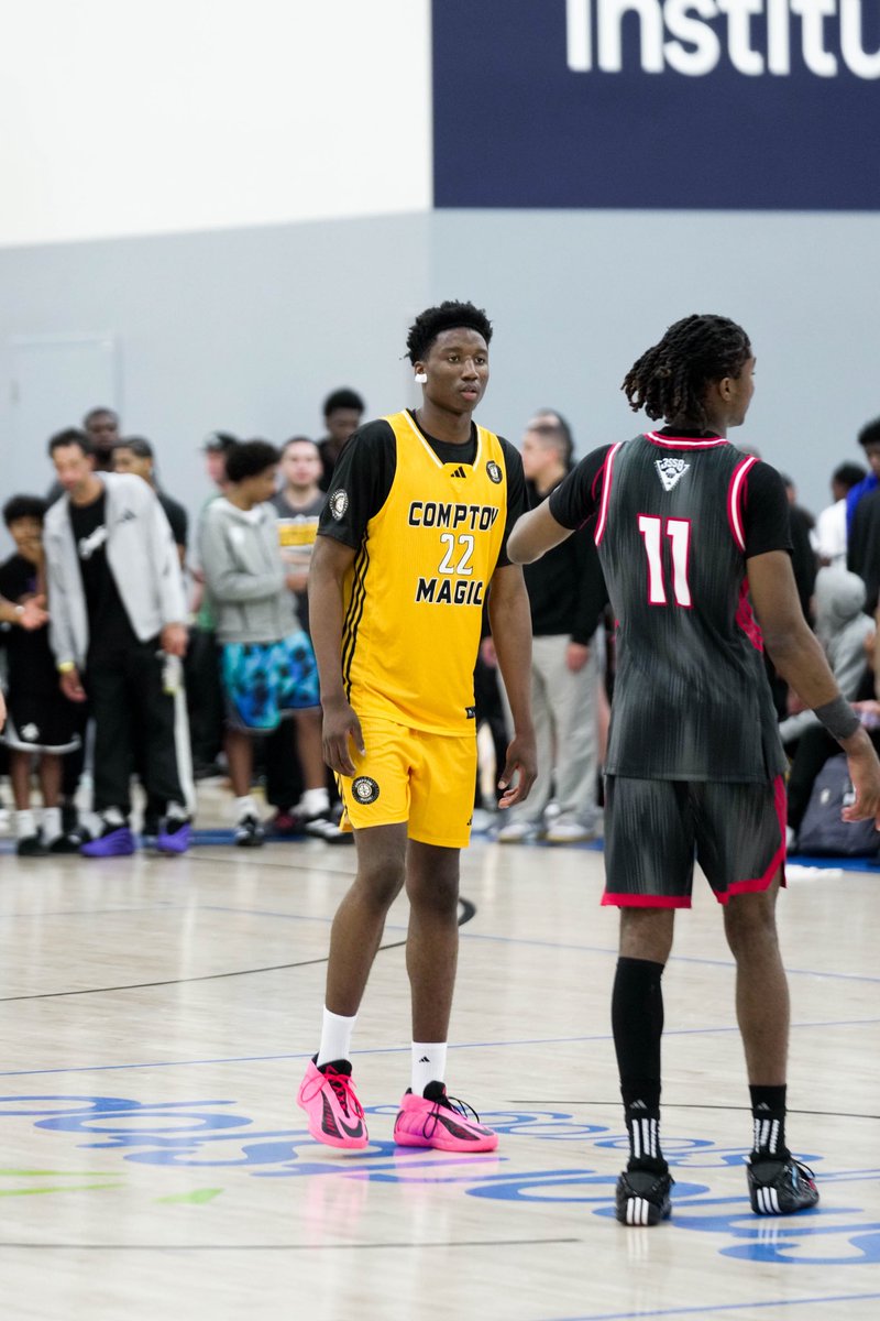 Compton_Magic's tweet photo. 7-1 Yann Kamagate #StFrancis has picked up an offer from Kentucky
@yann_kamag46946 ✔️ https://t.co/C6avvpbYXa