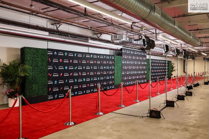 RedCarpetExpert's tweet photo. This extensive red carpet arrival was created for the TikTok Shop Summit 2026 which was taking place at the Los Angeles Convention Center.
https://t.co/TDaMywmgQZ https://t.co/Mj5rfjO1Bi