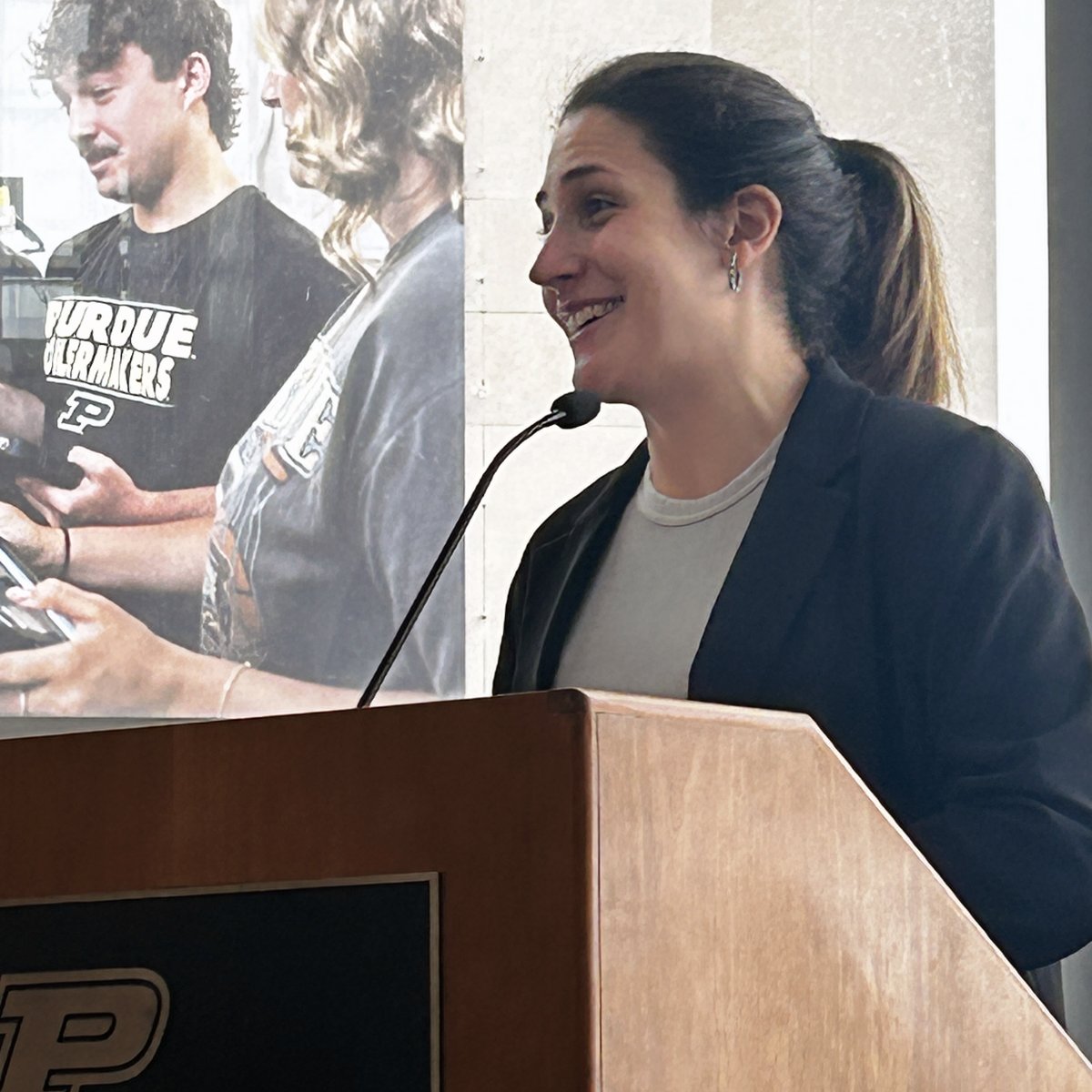 PurduePURCE's tweet photo. Medicaid expansion represents a major injection of federal dollars into local economies. Affiliate Laura Montenovo of @PurdueAgEcon highlights research on the role of ACA expansion in directing federal funds toward high-need, low-income U.S. counties. https://t.co/0Ee3ppPLZh https://t.co/lJQ8CYz9e3