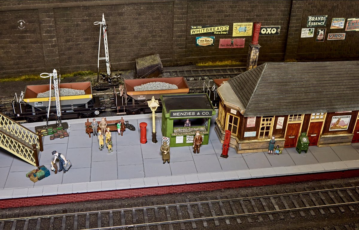 DougieCoullPix's tweet photo. O Gauge Group layout at Bo’ness station.

#photography #trains #bkrailway #railway #modelrail #ogauge #modeltrains https://t.co/9b7NH83l9n
