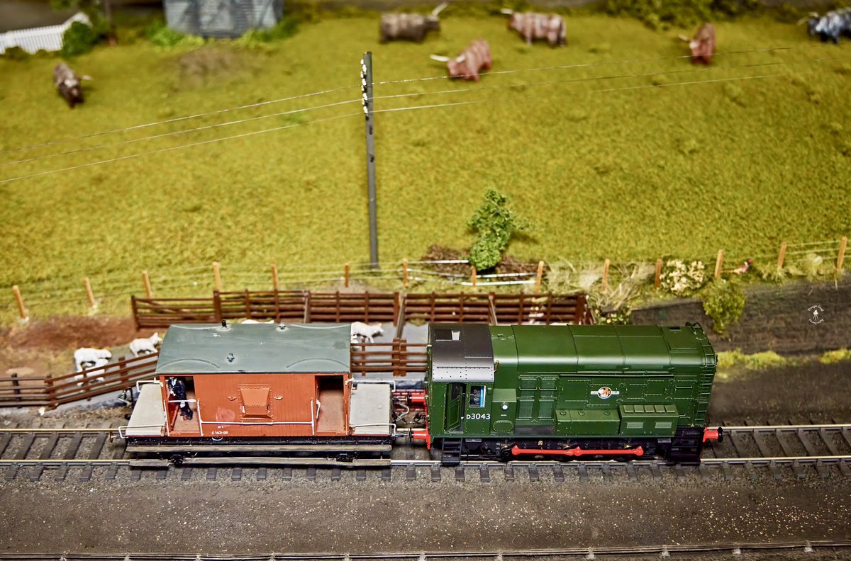 DougieCoullPix's tweet photo. O Gauge Group layout at Bo’ness station.

#photography #trains #bkrailway #railway #modelrail #ogauge #modeltrains https://t.co/orbZpmnKC8