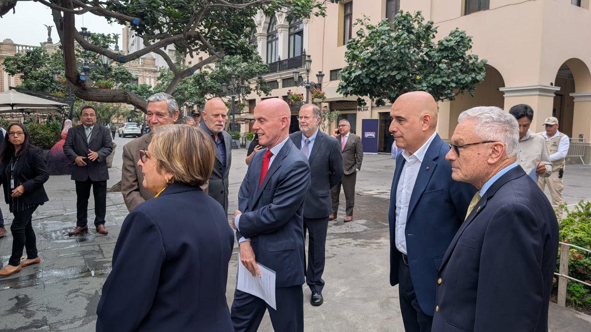 Embajada de España en Perú tweet media