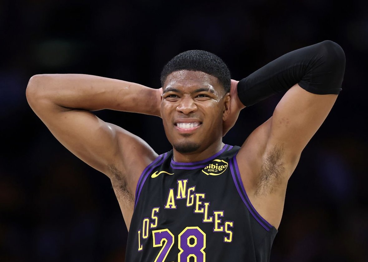 Lakers Lead tweet media