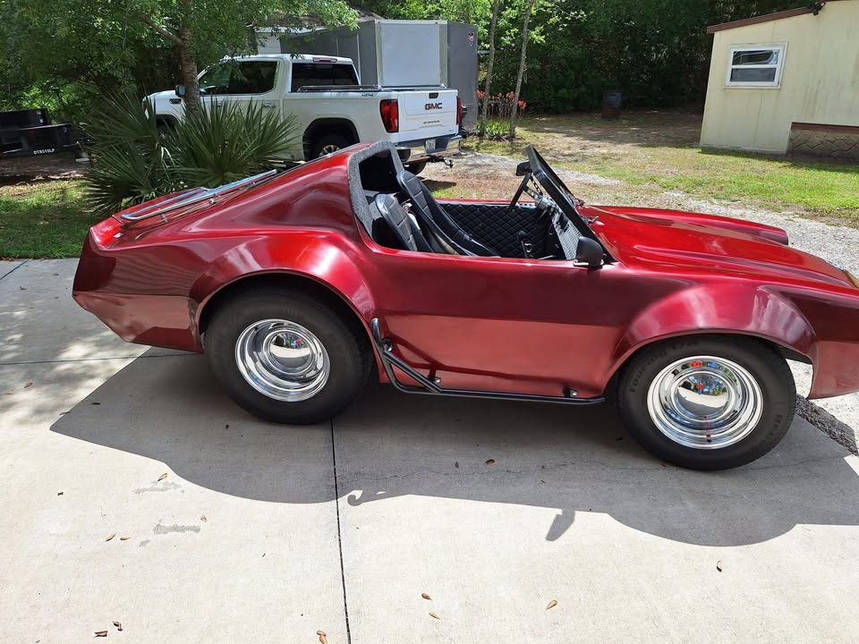 DailyTurismo's tweet photo. Little Red Camaro: 1965 Volkswagen Beetle Kit Car https://t.co/cq3eAvuSGX https://t.co/4iAHU9U0e1