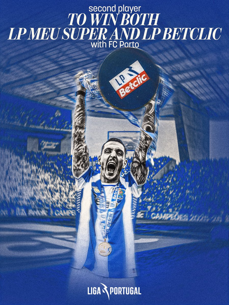ligaportugal's tweet photo. Mais especial era impossível, certo, @Joaocosta_24? 🥹

Segundo jogador a vencer a #LPMeuSuper e a #LPBetclic pelo FC Porto 🏆

O primeiro foi o ex-companheiro de posição, José Sá 🧤 https://t.co/M5L0PmATRn