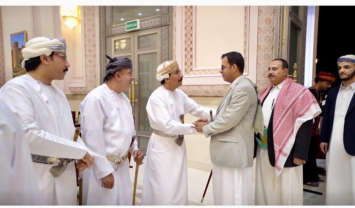 Hani_albeed's tweet photo. من مناسبة عقد القران المبارك لابن الأخ الأكبر الدكتور فيصل ، نجله علي، في مسقط العامرة ..الاسبوع الماضي بارك الله لهما وعليهما، ورزقهما حياة مليئة بالمحبة والسعاده 
وكانت عُمان كعادتها حاضنة للودّ والأصالة وطيب اللقاء https://t.co/KuYJbWHgO8