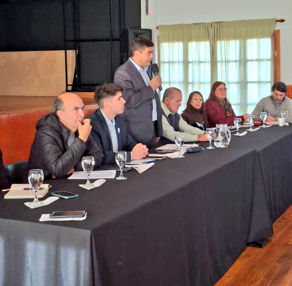 Ramon Fernández tweet media