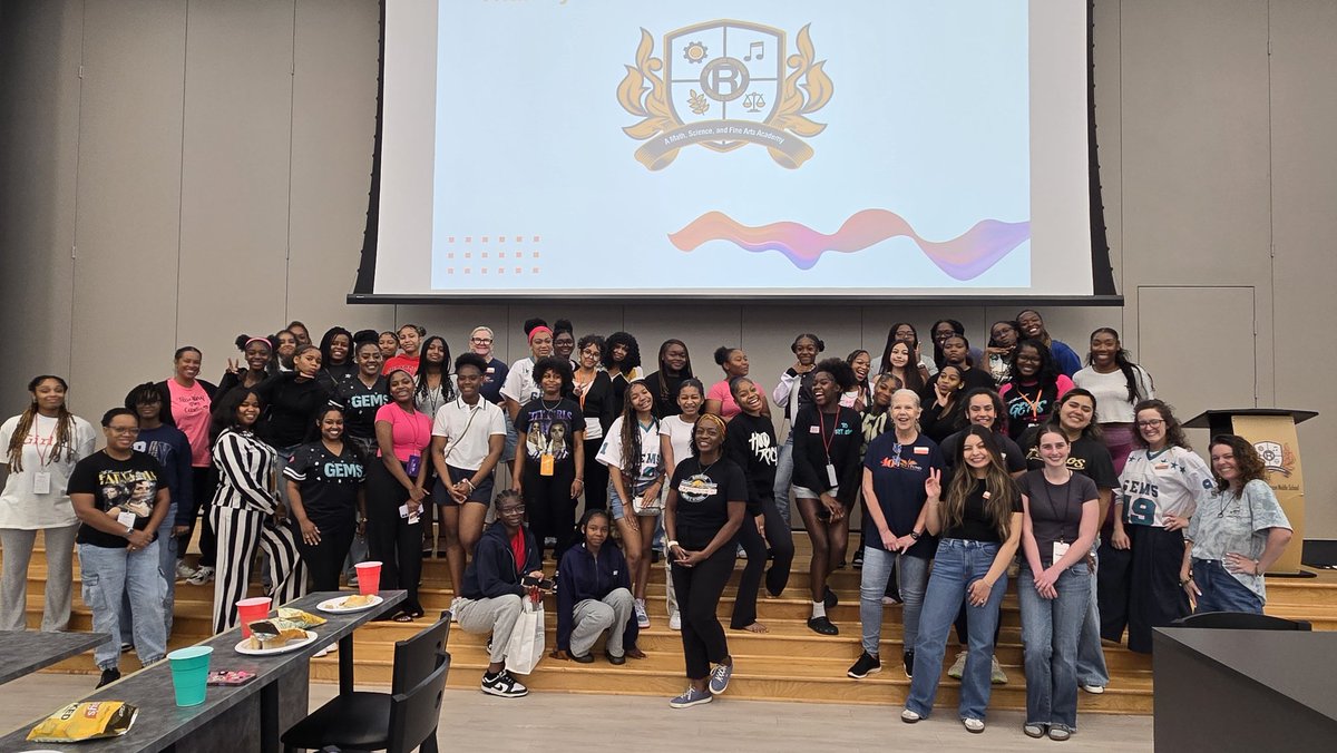 Roberson Middle School tweet media