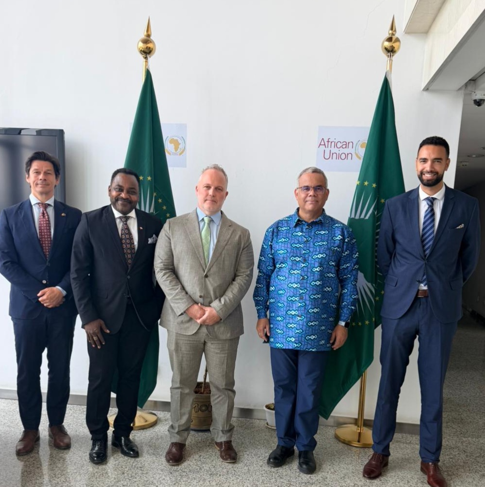 steveplalande's tweet photo. Pleasure to welcome Mr. Ryan Clark, Director General, Central, Southern and Eastern Africa Bureau at Global Affairs Canada, together with Canada’s Special Envoy for Africa, H.E. Ambassador Ben Marc Diendéré, and our development cooperation colleague @John Kotsopoulos. https://t.co/ufZwmsN1nI