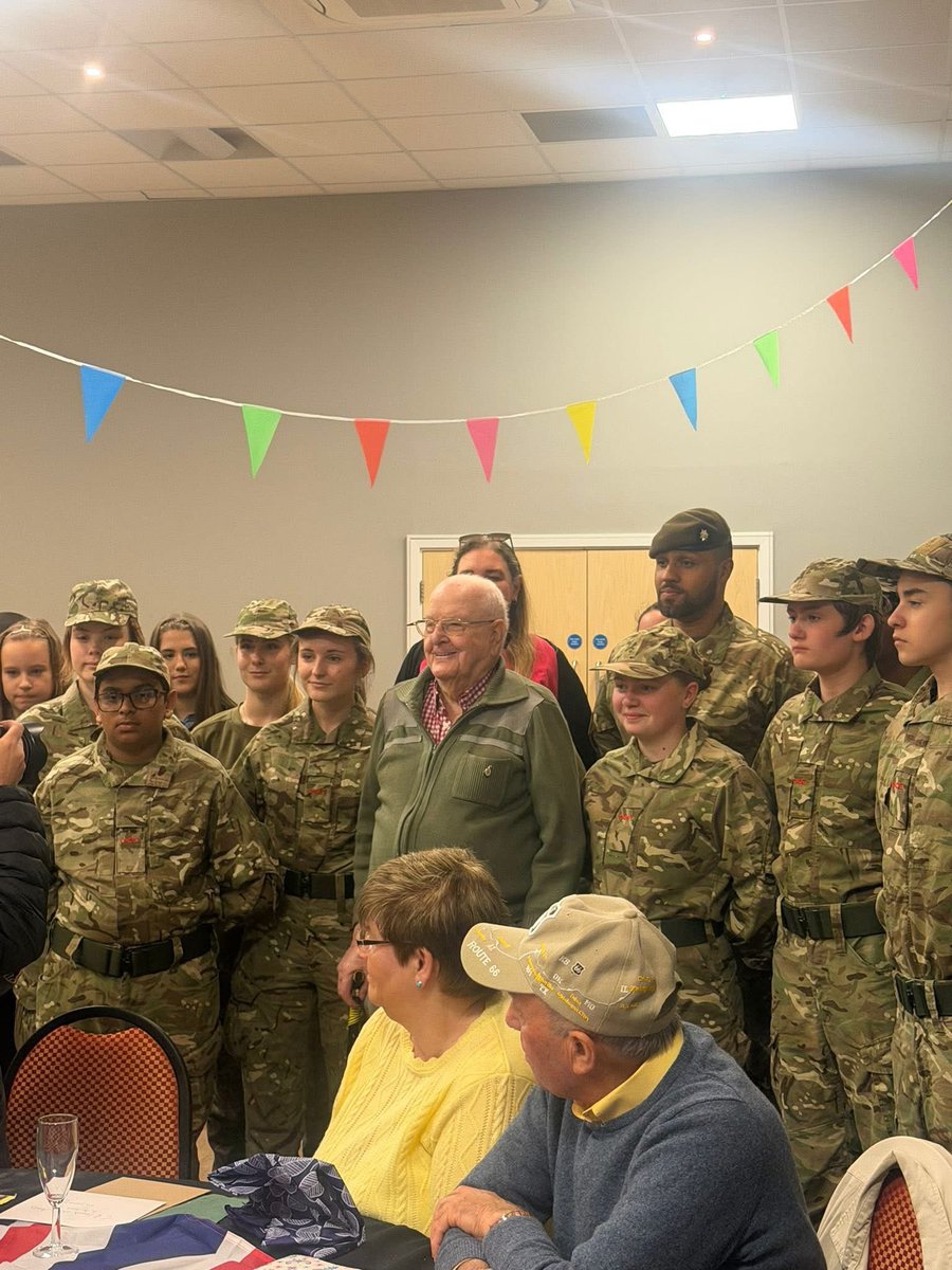 Duston_PC's tweet photo. Here is Jack from with the cadets from @dustonschool he told them about his time in WW2. https://t.co/lOhC9FipOf