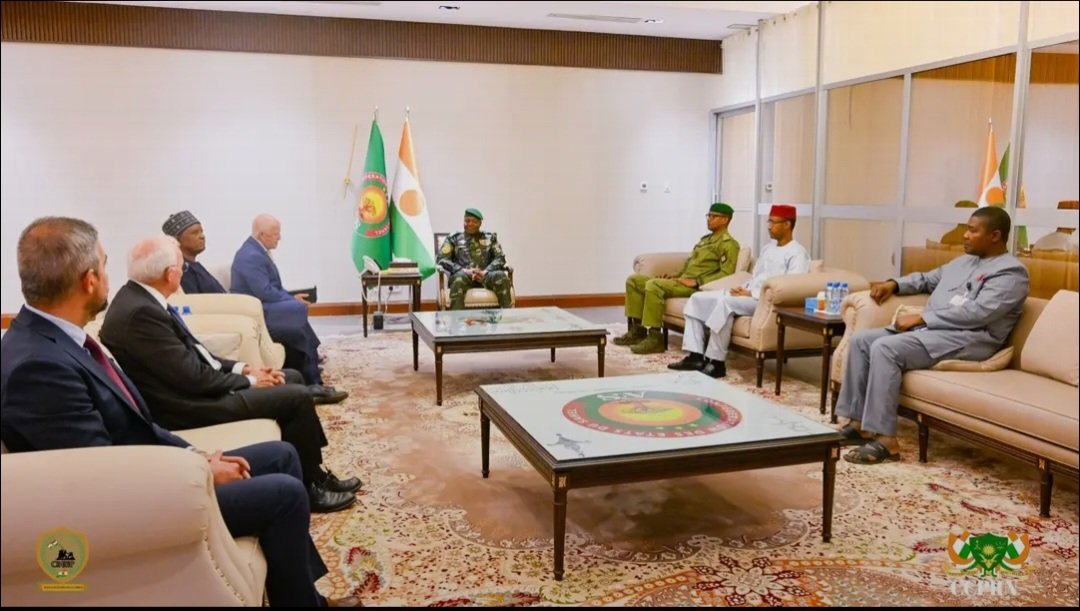 bullura1's tweet photo. Global Atomic's management team met with the President of Niger &amp; several other government officials
$GLO #uranium https://t.co/Sa5nZiHvYP
