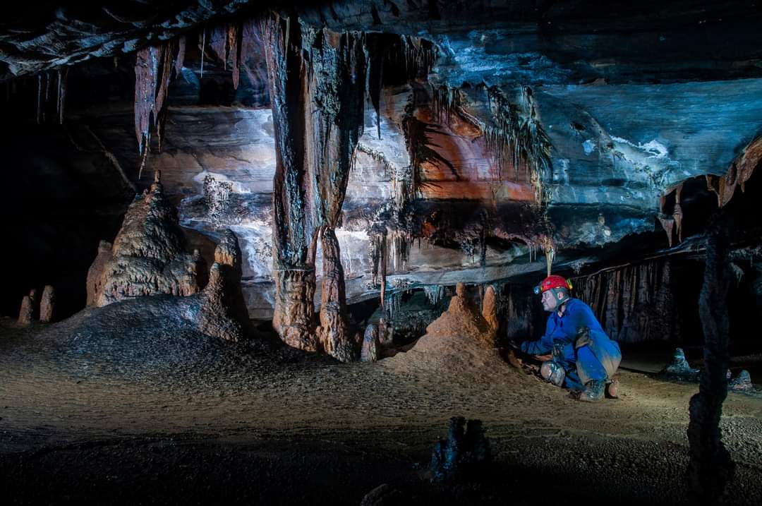 CubaPLUSMag's tweet photo. Cueva Escarlata, Gran Caverna de Santo Tomas (segundo sistema cavernario más grande de Cuba).

📷 Raimundo López / Raudel del Llano 

.
.
.

#CubaPLUS #karstic #cuevascubanas #espeleology #grancavernadesantotomás https://t.co/aHkoe2npek
