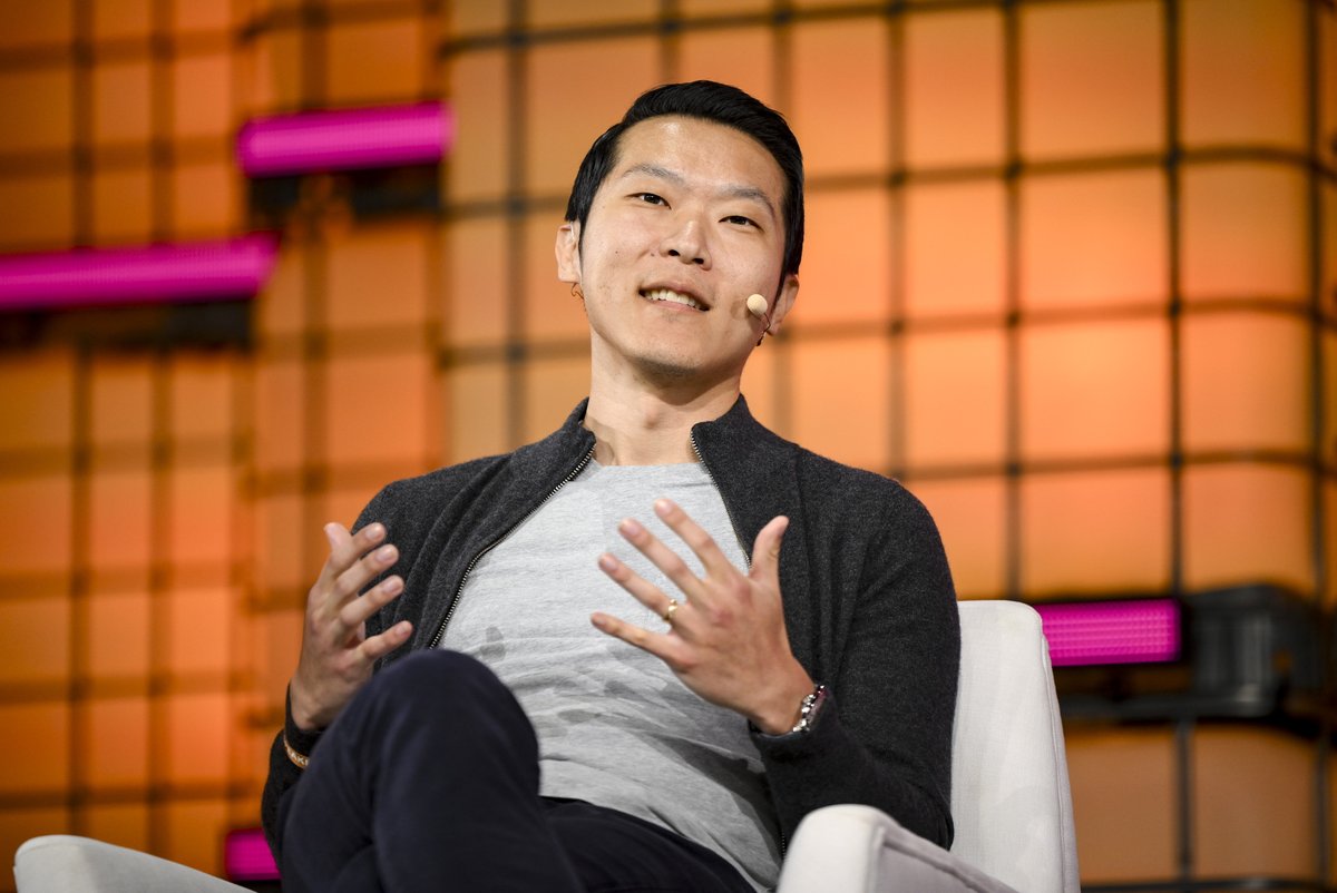 ICONIQCapital's tweet photo. At @WebSummit Vancouver, ICONIQ General Partner Tengbo Li joined conversations on how AI is reshaping venture investing and long-term company building.

On stage with Edwin Scholte, President and CFO of @Articulate, Tengbo explored bootstrapping, category leadership, and why enduring companies are approaching AI differently. The discussions ranged from capital concentration in AI to the changing venture landscape, from mega-funds to specialist firms, and what it takes to adapt in this moment.

Disclaimer: https://t.co/fdP8ALDhEm
