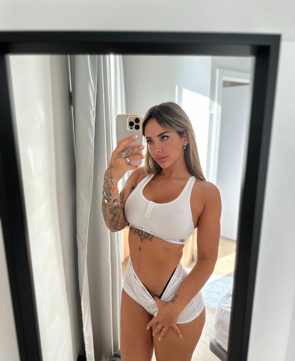 Luna Skye tweet media