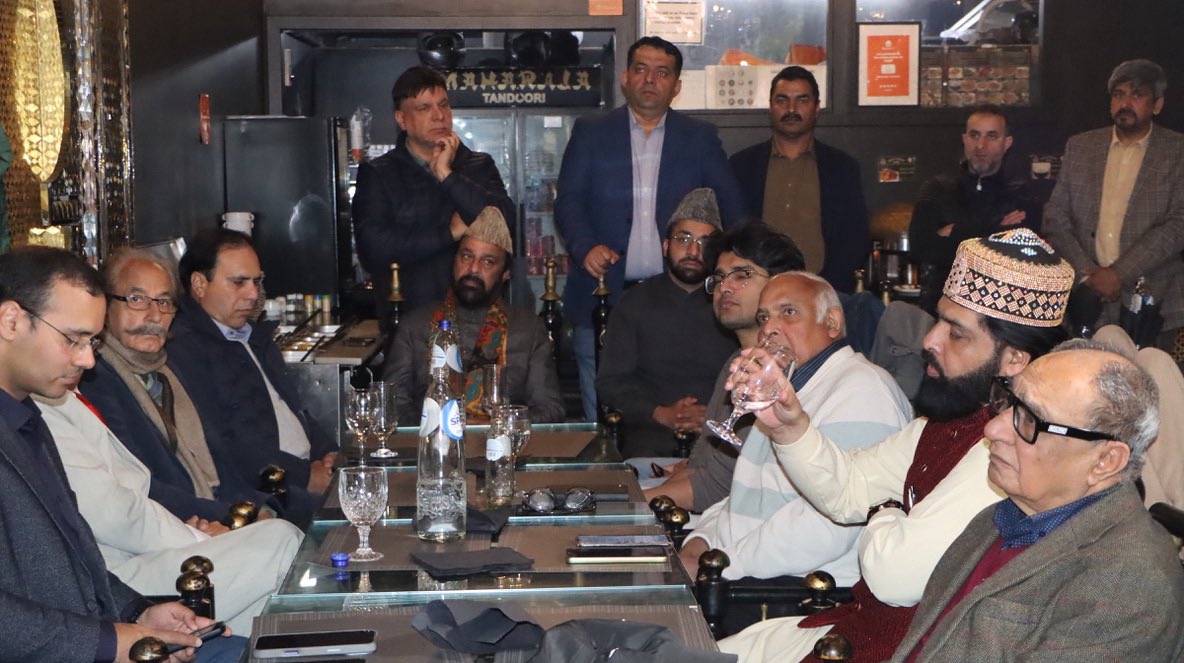 ARSyed1's tweet photo. At community Reception in honour of Syed Qamar Raza organised by KC EU in Brussels. Syed Qamar Raza Chairman OPF is doing a great job to protect and solve the problems of Overseas communities. Excellent Qamar Raza sb stay blessed @PakinBrussels @ForeignOfficePk @SyedQamarRaza2 https://t.co/r0JVjhMrJi