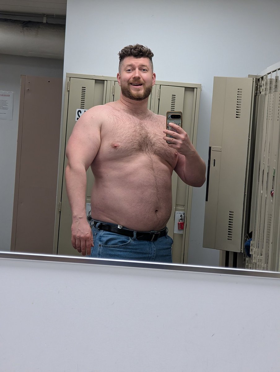 The Biggest Bear tweet media