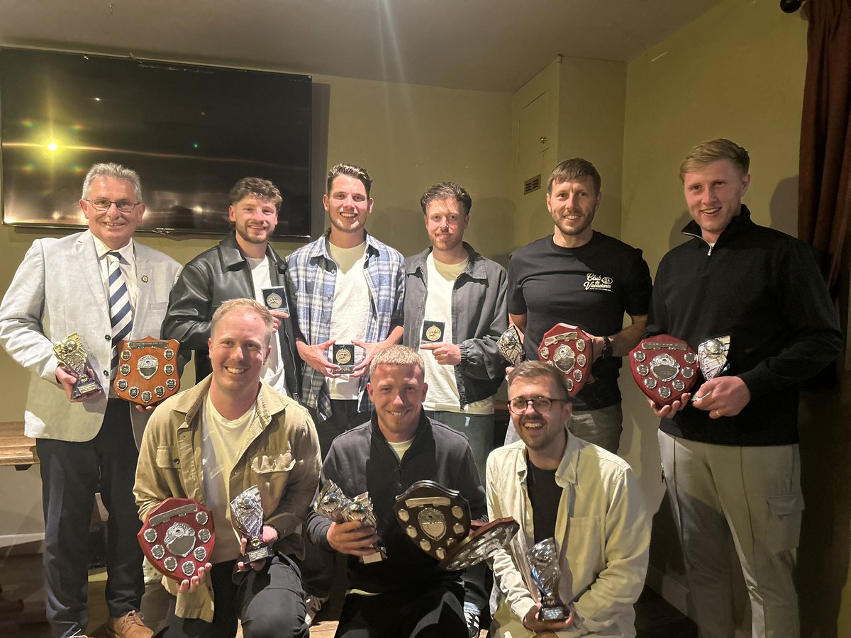 WoolverstoneFC's tweet photo. Saturday night we celebrated a brilliant season at our end of season awards night 🏆

A huge congratulations to all the lads who picked up awards, fully deserved after a fantastic year for the club. 

1/5 https://t.co/mniAeZ6Ieh