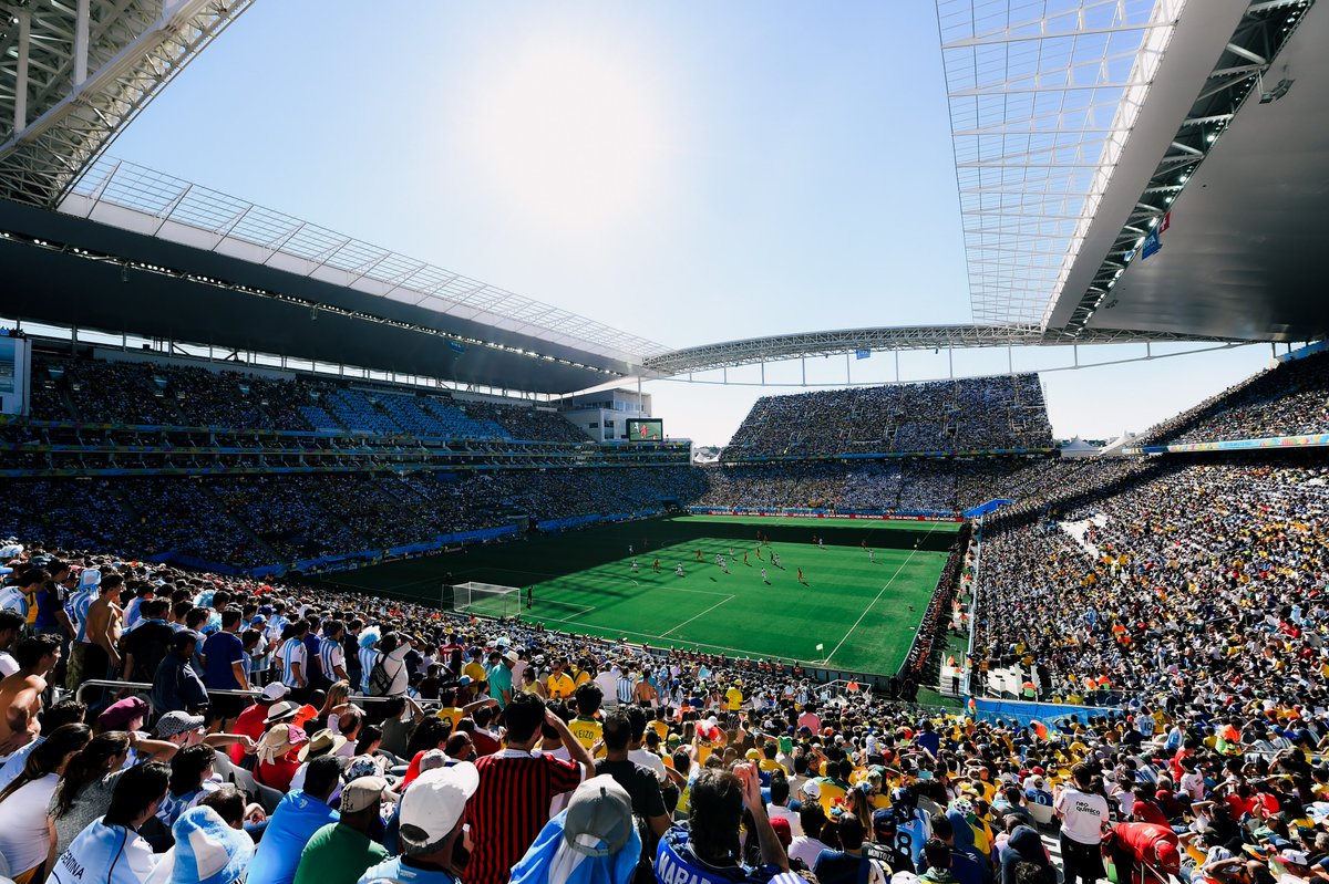 fifaworldcup_pt's tweet photo. Palco de #CopadoMundoFIFA 🏟️ https://t.co/LzxIeO27Js