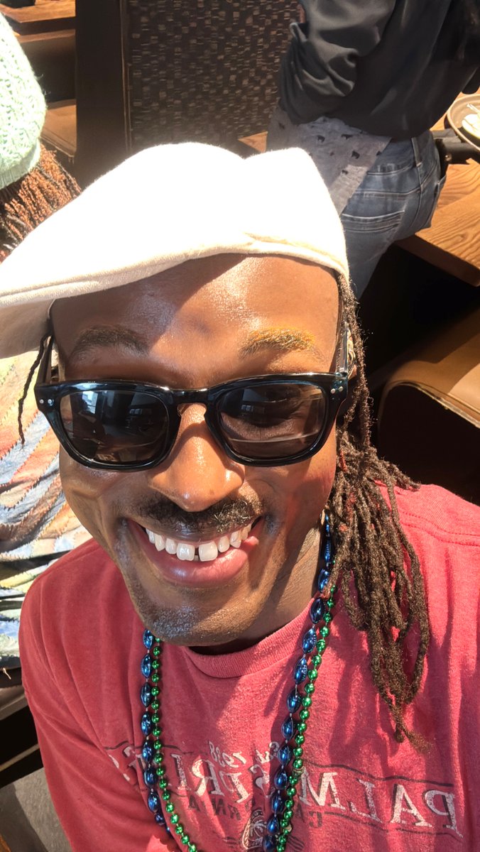 Damon Clark tweet media