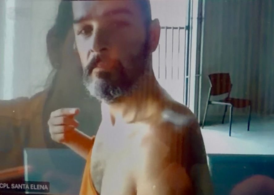 aquilismo's tweet photo. Más allá de las diferencias políticas, cualquier persona con un mínimo de humanidad debería entender que esto NO está bien.

Aquiles Alvarez sigue preso sin sentencia, siendo torturado en El Encuentro y su deterioro físico ya es evidente ante todo el país.

Lo que estamos viendo también refleja hasta dónde pueden llegar los alcances del Estado cuando el poder decide usar la cárcel, el desgaste y el silencio como herramientas contra quien incomoda.
