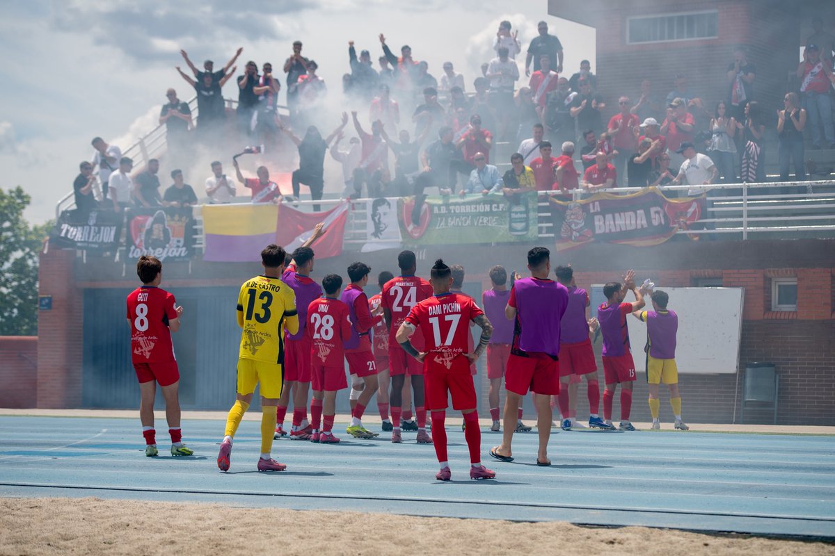 JosemaMurillo7's tweet photo. TORREJÓN! 🔴⚪️ https://t.co/1hxKfBrQcm