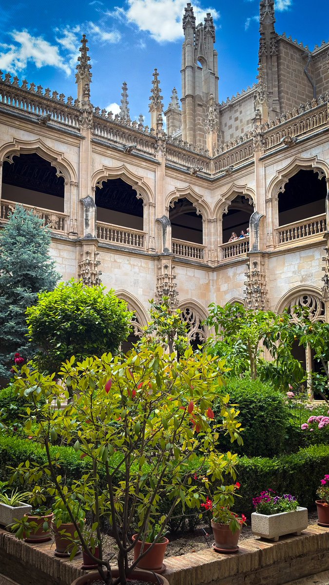 RobertDeglane's tweet photo. Escapada a Toledo. https://t.co/tVvxBJpmpv