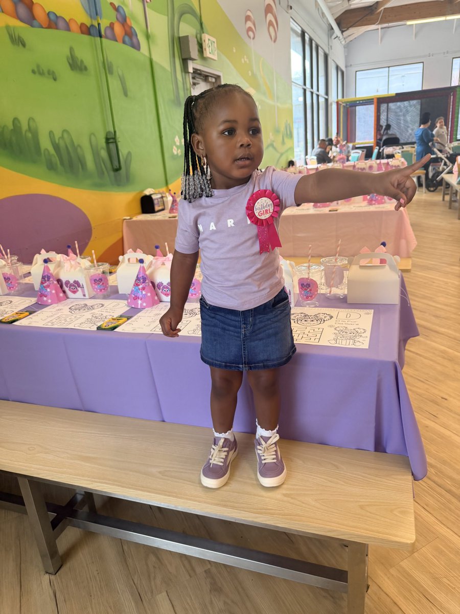 BIGkBLEACH's tweet photo. Daddy’s pretty princess 😍🫶🏾 https://t.co/Hv6cH52nG3
