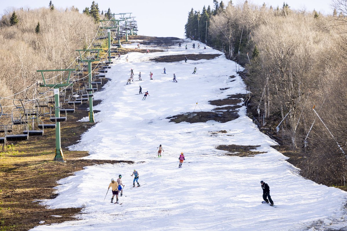 jaypeakresort's tweet photo. 2025+26 Season Finale.

We’re equal parts all of you. And you, Us.

Thanks for another great one. https://t.co/SgQ2AiwtRD