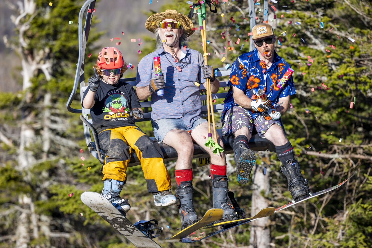 jaypeakresort's tweet photo. 2025+26 Season Finale.

We’re equal parts all of you. And you, Us.

Thanks for another great one. https://t.co/SgQ2AiwtRD