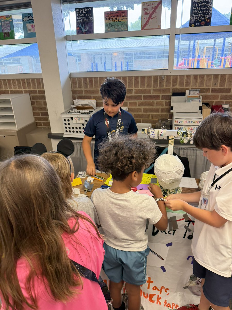 StarnesScholars's tweet photo. Economy day greatness!!! ⭐️ 

We had the best morning selling, buying, and running our own businesses!! 💵 

Now … to see how much profit was earned. 💜 @canyoncreekrisd 

#4thgradeROCKS
#RISDdreambig
@RichardsonISD https://t.co/yDX1v9qhjz