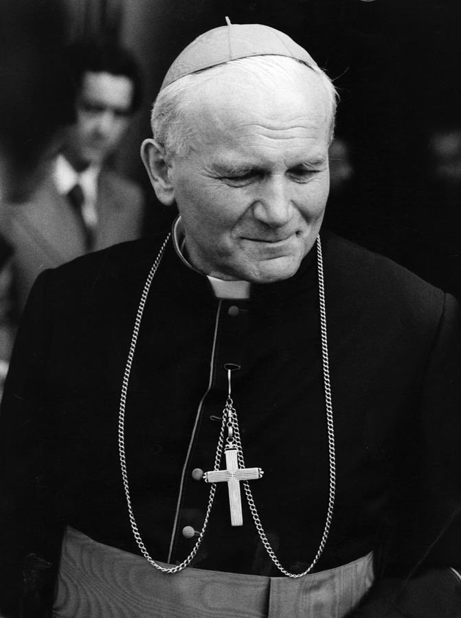 RosaryMum's tweet photo. “In God's plan, nothing happens by chance.” 

Pope St. John Paul II https://t.co/pljtM8t3Vj