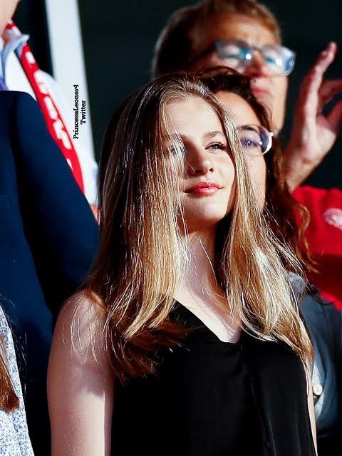 Princesa Leonor tweet media