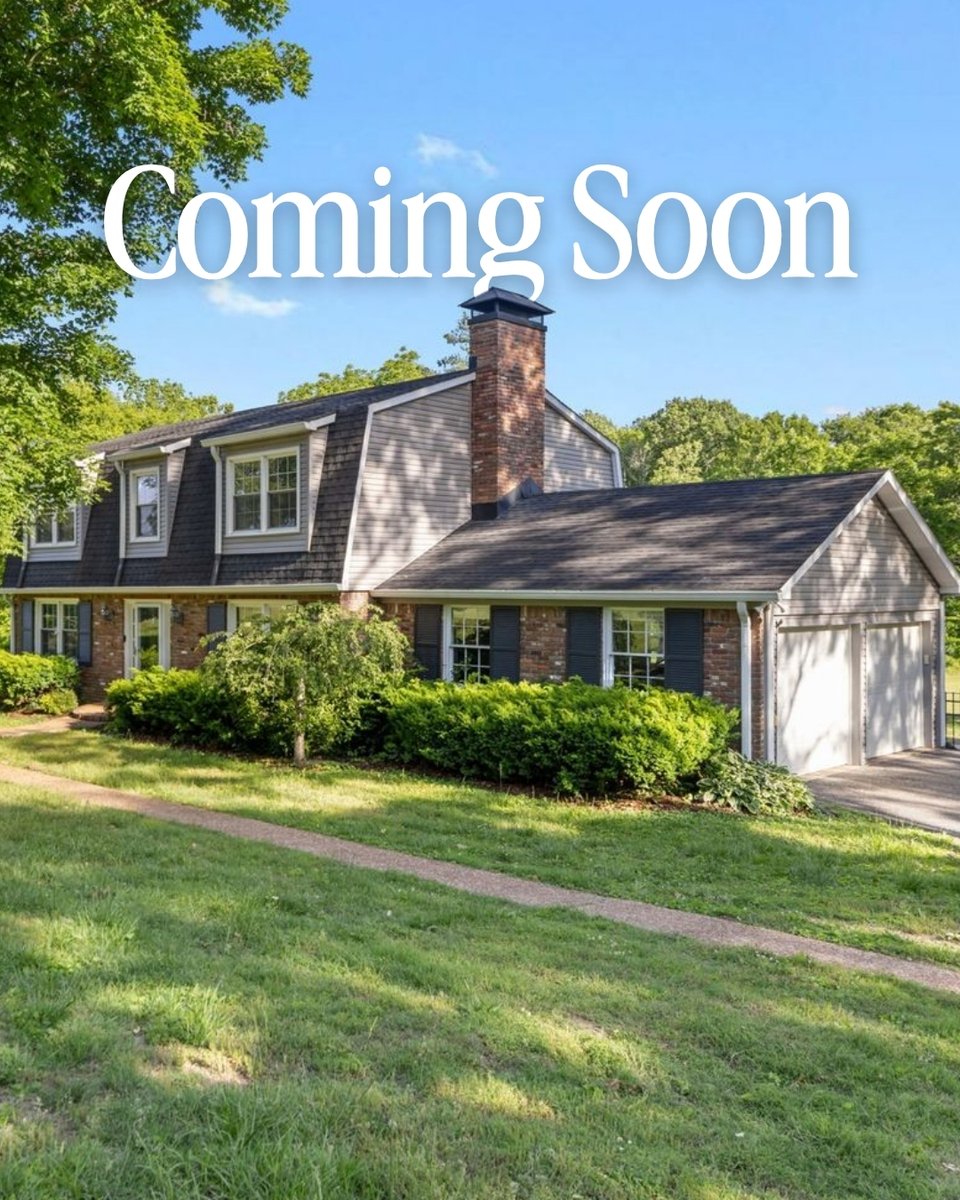 coture_info's tweet photo. Coming soon in Gallatin ✨

This home offers the kind of flexibility buyers are craving right now 👀

📍 129 Wayne St, Gallatin
5 bed | 3 bath | 2,962 sq ft
Offered at $500,000 https://t.co/II6ZwtUJu5