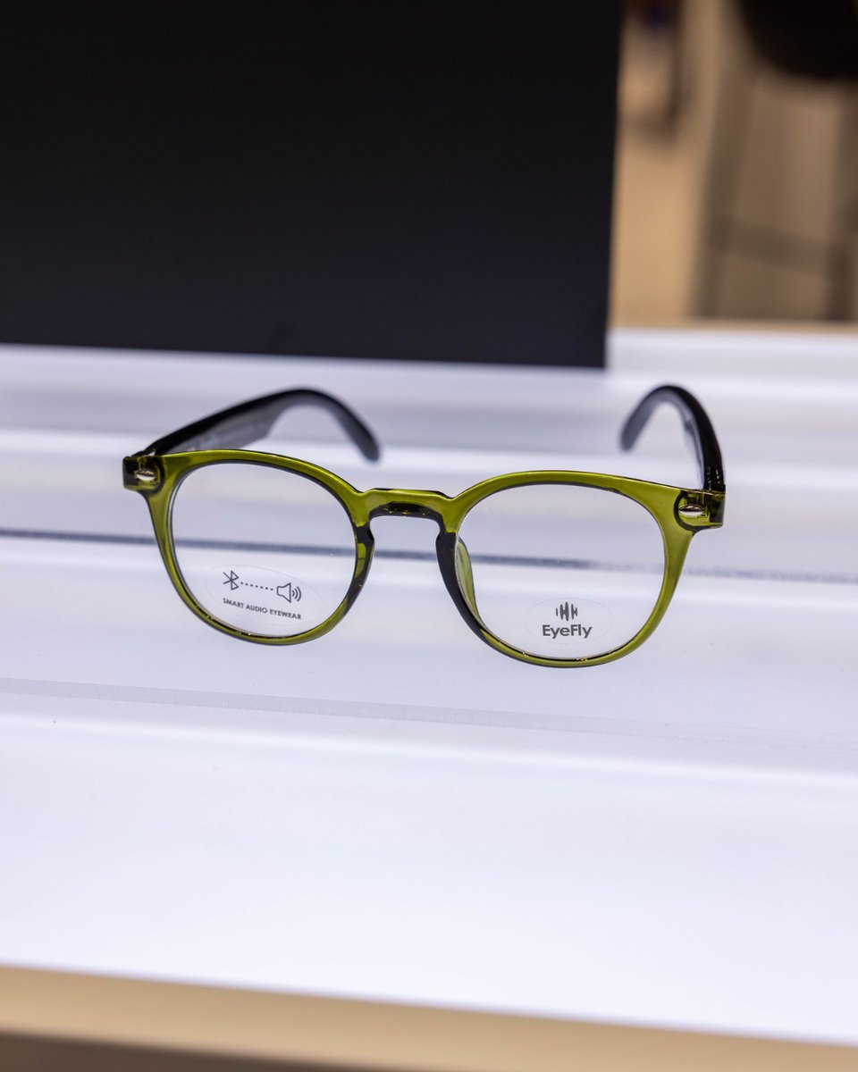 VisionExpo's tweet photo. May’s birthstone: emerald. 💚

Known for its rich green tone, emerald brings a sense of depth, clarity, and renewal—an easy inspiration for eyewear in elevated green hues, from subtle accents to bold statement frames that feel refined, fresh, and intentional. https://t.co/V5QfNa3f89
