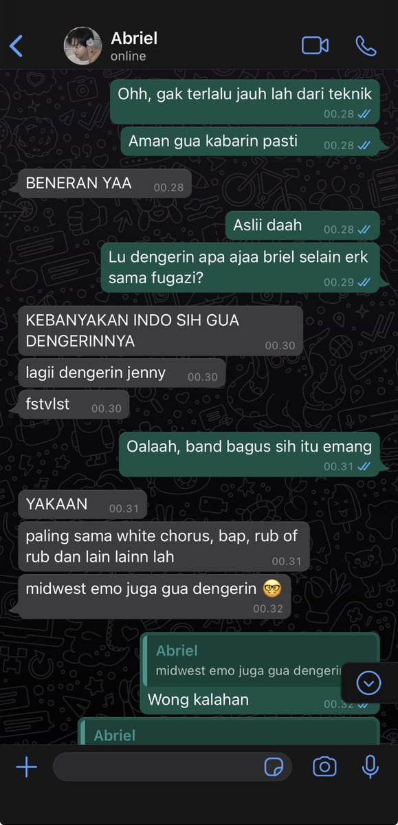folkerims's tweet photo. awal mula dari denial teknik bf and his proud queer sastra bf itu

nomin one tweet au https://t.co/1UwcVhXhnP