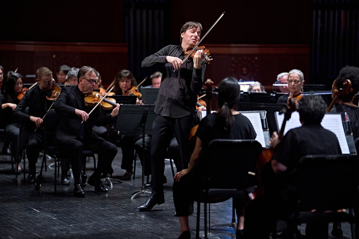njsymphony's tweet photo. Violinist @JoshuaBellMusic's debut as @njsymphony’s Principal Guest Conductor ended with thunderous applause and standing ovations, leaving everyone looking forward to his next appearance with the Symphony. 👏 https://t.co/ZZJbrwBkt7