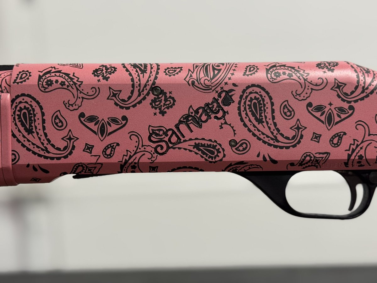 arms_alien's tweet photo. We recently had the privilege of customizing a shotgun for one of the shooters on the Lea County, New Mexico 4H Girls Shotgun Team, who would place 16th overall at the NM Trap/Skeet State Championship.
Cerakote done by @killshotoutdoorsnm 
Engraving done by A Laser's Touch https://t.co/eAdR2WS1IS