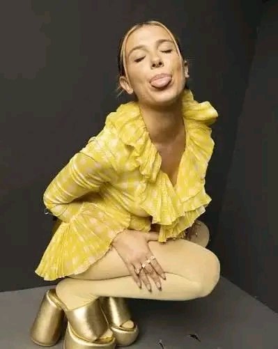 millie bobby brown yellow dress Viola Brown Long Sleeve Mini Dress - US 10