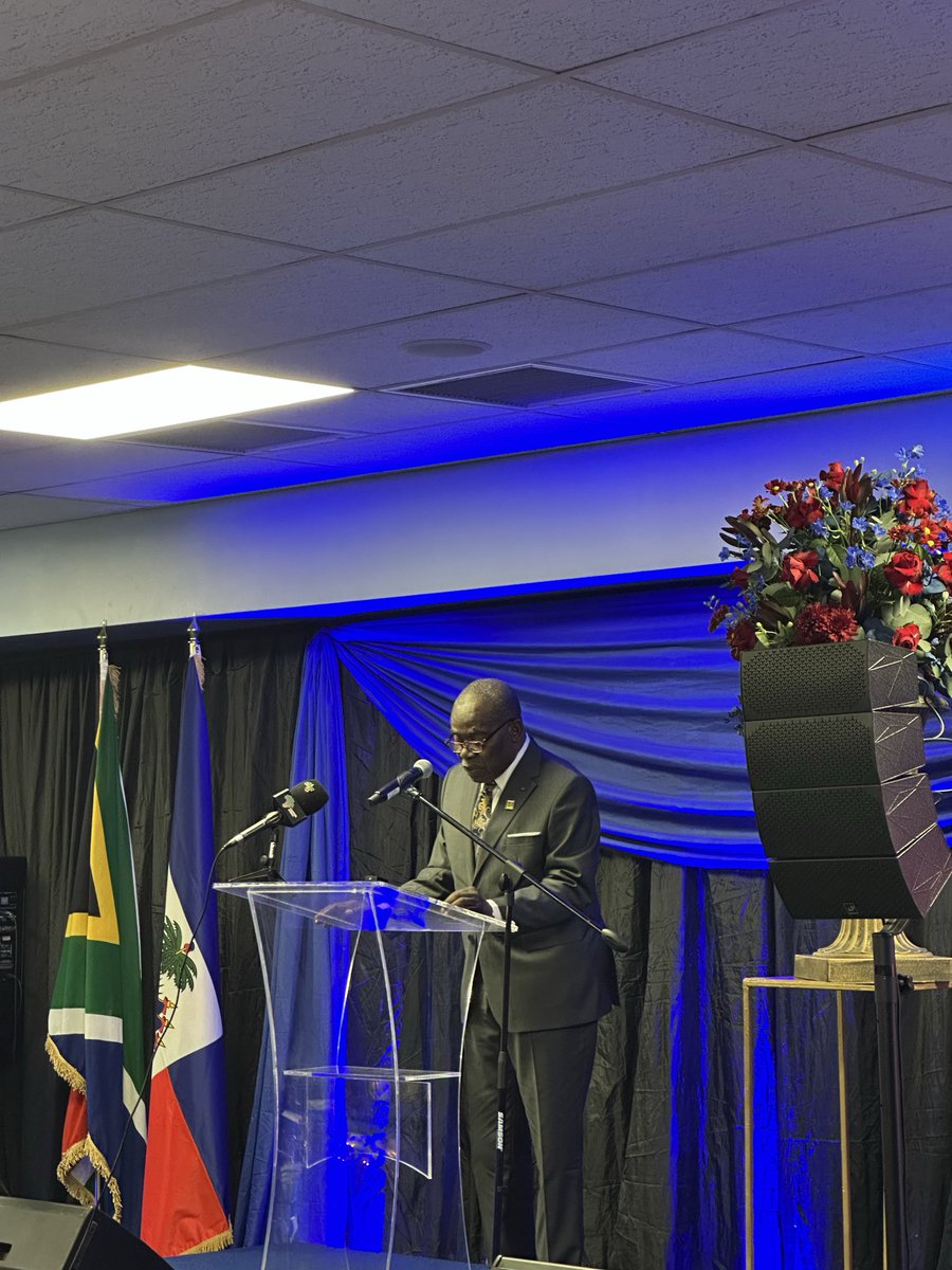 go2uj's tweet photo. Delivering remarks, His Excellency Mr Andre Nzapayeke, Dean of the African Group and Ambassador of the Central African Republic, reflects on solidarity, diplomacy and the importance of strengthening ties across the Global South. 

#UJAllTheWay #UJGlobal https://t.co/f9XckaUJjE