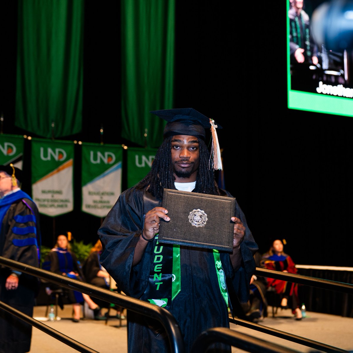 North Dakota Football tweet media