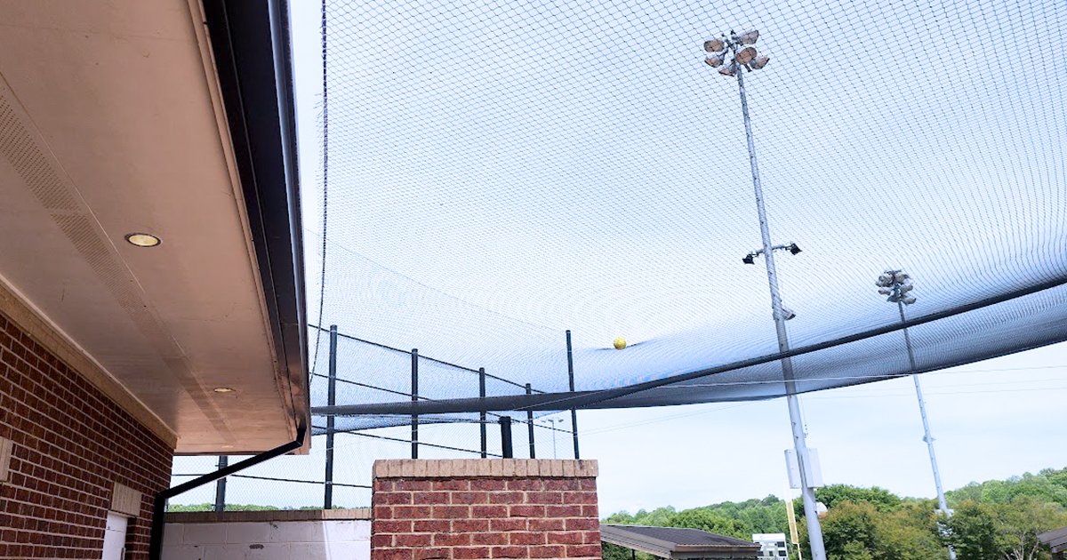 WindscreenFctry's tweet photo. Check out our latest installation and see how we're making a difference in sports safety!

With our durable netting in place, you can sit back and cheer for your team.

#SportsNetting #BaseballSafety #CommunityFirst #GameDayProtection #TheWindscreenFactory https://t.co/QHN5RZl71n