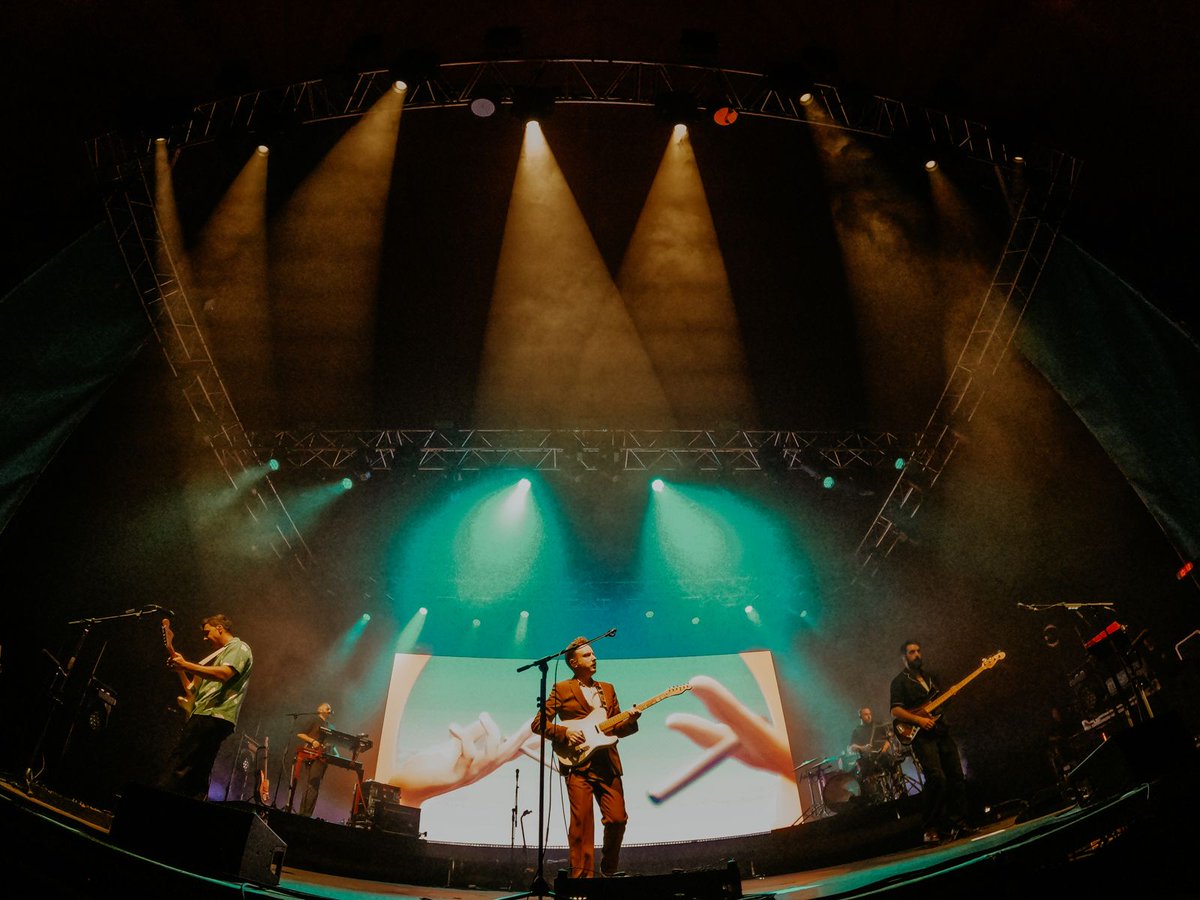 Two Door Cinema Club tweet media