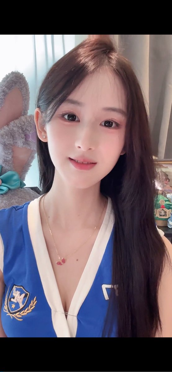Sean_ssr's tweet photo. @Stanleysobest 和这位比起来呢 https://t.co/pJ9jfmzGfZ